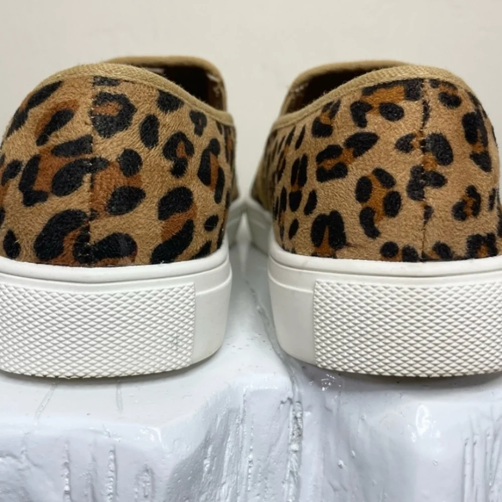 📣 Boutique by Corkys Leopard 🐆 Print Jungle Slip On Sneaker Size 7 😍